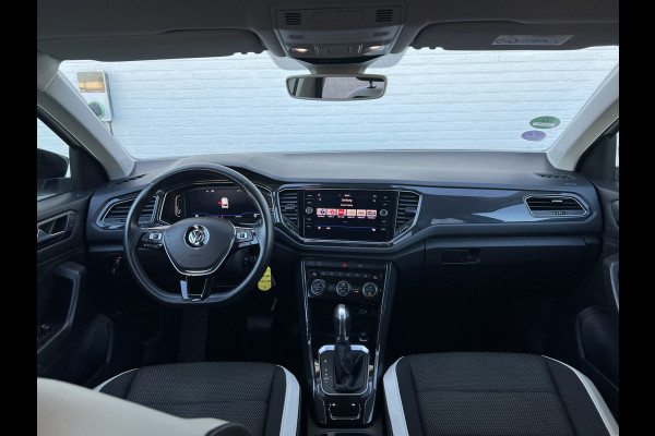 Volkswagen T-Roc 1.5 TSI Sport | Trekhaak | ACC | Navi | Camera | Virtual Cockpit