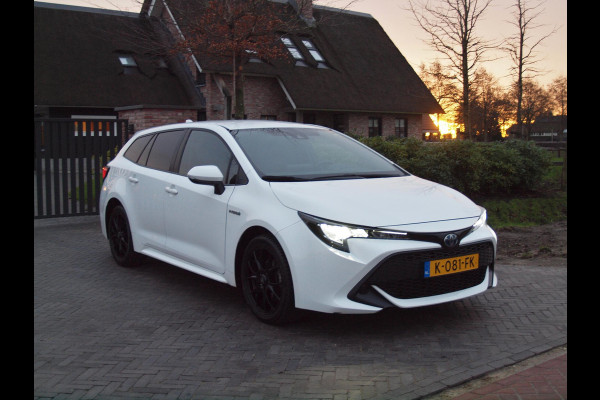 Toyota Corolla Touring Sports 1.8 Hybrid | 17 Inch | Camera | Apple Carplay | Cruise Control | DAB |