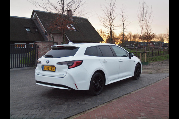 Toyota Corolla Touring Sports 1.8 Hybrid | 17 Inch | Camera | Apple Carplay | Cruise Control | DAB |