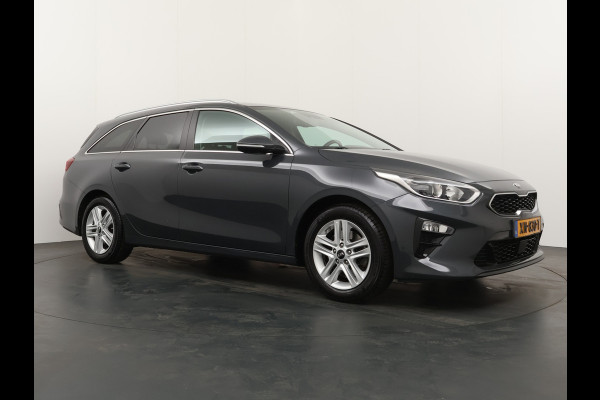 Kia Ceed Sportswagon 1.0 T-GDi DynamicPlusLine - Navigatie - Trekhaak - Stoelverwarming - Privacy Glass - Fabrieksgarantie tot 02-2026