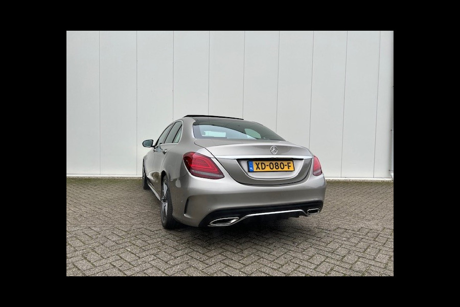 Mercedes-Benz C-Klasse 180 Business Solution AMG AMG LINE. Panoramadak. Zeer netjes en goed onderhouden C klasse.