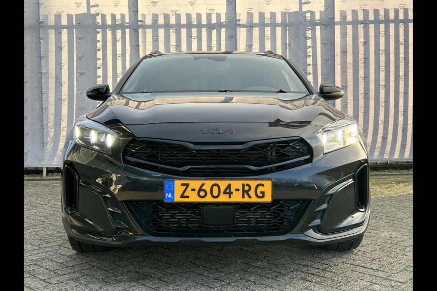 Kia Xceed 1.5 T-GDi GT-Line Black Pack | Automaat | Panoramadak | Stuur-/Stoelverwarming | Cruise | Navi | Apple Carplay/Android Auto | 18" Velgen | Key-Less | PDC | Cruise | LED |