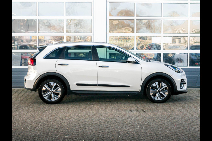 Kia e-Niro DynamicLine 64 kWh | Camera | Apple Carplay/Android Auto | Adaptief Cruise | Climate Controle | Keyless Entry | Navi | Stoel&Stuur Verwarming