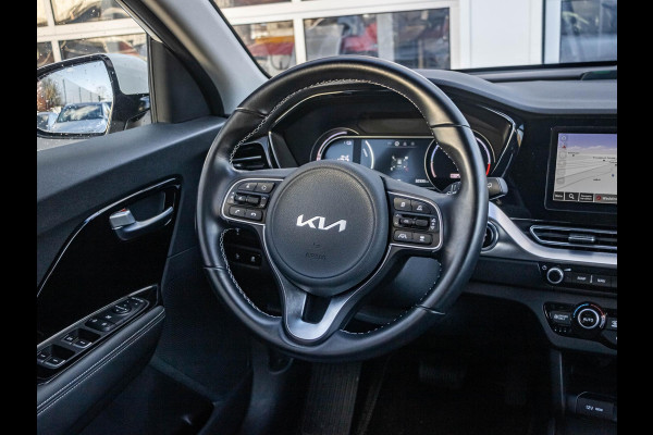 Kia e-Niro DynamicLine 64 kWh | Camera | Apple Carplay/Android Auto | Adaptief Cruise | Climate Controle | Keyless Entry | Navi | Stoel&Stuur Verwarming