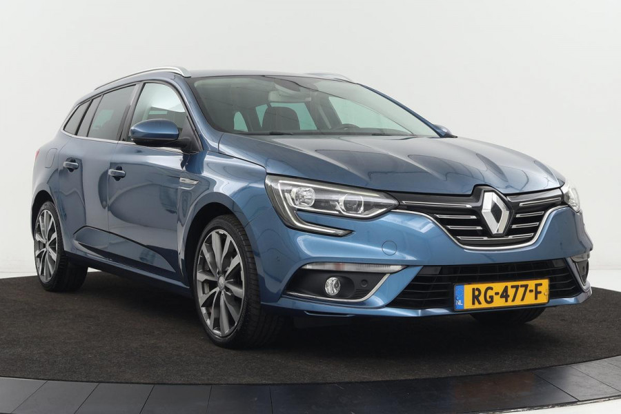 Renault Mégane 1.5 dCi Bose | Adaptive cruise | Massage | Half leder | Sfeerverlichting | Camera | Navigatie | BOSE Sound | Park Assist