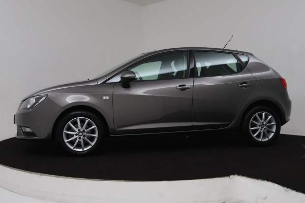 Seat Ibiza 1.0 EcoTSI Style (NAVIGATIE, AIRCO, CARPLAY, MULTIMEDIA, CRUISE CONTROL, GOED ONDERHOUDEN)