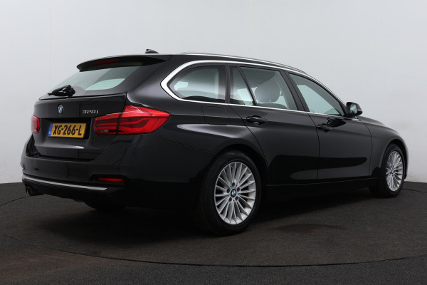 BMW 3 Serie Touring 320i Luxury Edition (NL-auto, Dealer OndH, Navi Pro, StoelV, Cruise Control, Leer, Sportstoelen, Etc)