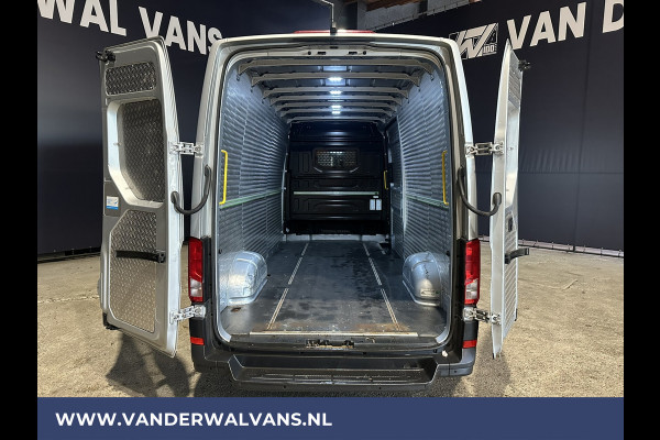 Volkswagen Crafter 2.0 TDI 141pk **BPM VRIJ voor de Ondernemer** L4H3 L3H2 Euro6 Airco | Camera Apple Carplay, Android Auto, Parkeersensoren, Bijrijdersbank, 3000kg Trekvermogen