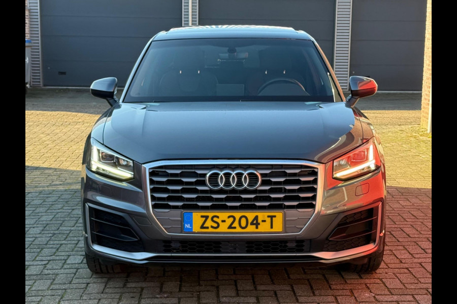 Audi Q2 30 TFSI Sport S line Edition, 2 x s- line, panoramadak, eerste eigenaar, Nederlandse auto met nationale auto pas