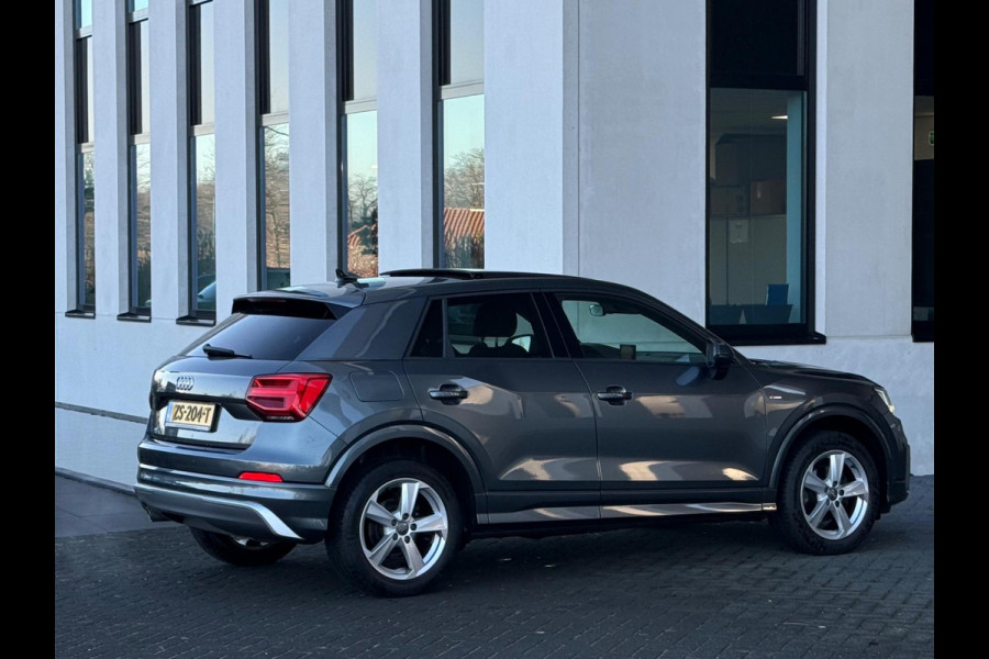 Audi Q2 30 TFSI Sport S line Edition, 2 x s- line, panoramadak, eerste eigenaar, Nederlandse auto met nationale auto pas