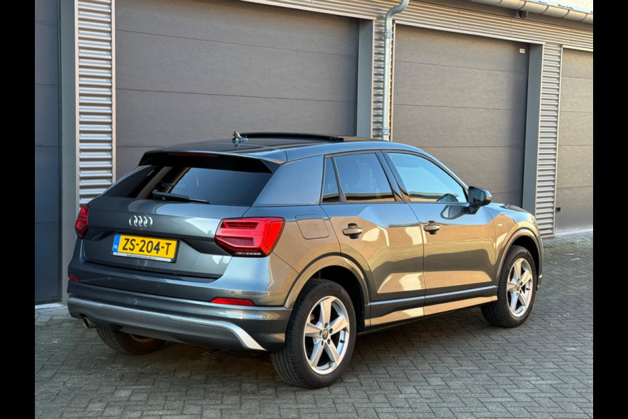 Audi Q2 30 TFSI Sport S line Edition, 2 x s- line, panoramadak, eerste eigenaar, Nederlandse auto met nationale auto pas