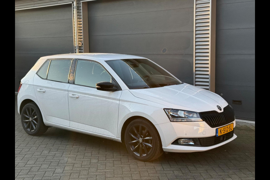 Škoda Fabia 1.0 TSI Sport business, ecc, navigatie,1 e eigenaar , stoelverwarming, nederlandse auto met nap