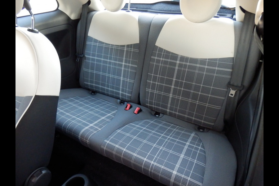 Fiat 500 1.2 Lounge | Apple Carpl. /Andr. Auto | Navigatie | Pdc |