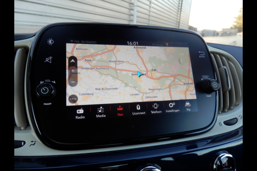 Fiat 500 1.2 Lounge | Apple Carpl. /Andr. Auto | Navigatie | Pdc |
