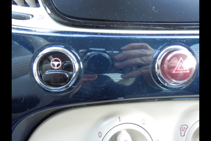 Fiat 500 1.2 Lounge | Apple Carpl. /Andr. Auto | Navigatie | Pdc |