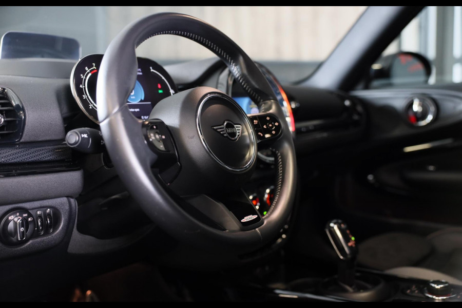 MINI Clubman 1.5 Cooper John Cooper Works / AUT / Navi / Digital Cockpit / CC / JCW Int / Open Pano / Led / Pdc / 19 Inch