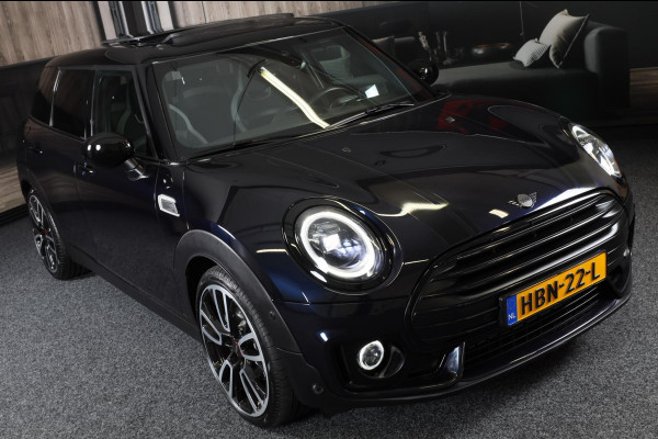 MINI Clubman 1.5 Cooper John Cooper Works / AUT / Navi / Digital Cockpit / CC / JCW Int / Open Pano / Led / Pdc / 19 Inch