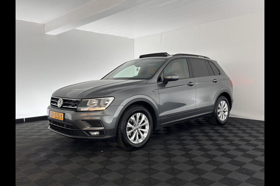 Volkswagen Tiguan 2.0 TDI Comfortline Aut. *PANO | LED-LIGHTS | ADAPTIVE-CRUISE | COMFORT-SEATS | PARKPILOT | ECC | AMBIENT-LIGHT | HEATED-SEATS | PDC | 17''ALU*