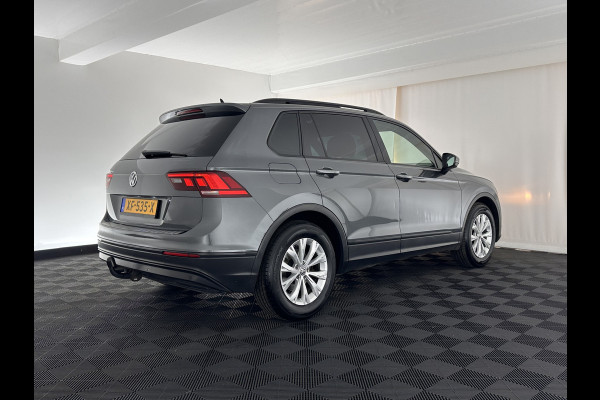 Volkswagen Tiguan 2.0 TDI Comfortline Aut. *PANO | LED-LIGHTS | ADAPTIVE-CRUISE | COMFORT-SEATS | PARKPILOT | ECC | AMBIENT-LIGHT | HEATED-SEATS | PDC | 17''ALU*