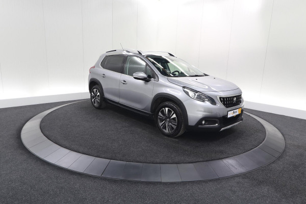 Peugeot 2008 PureTech 130 GT-Line | Trekhaak | Camera | Navigatie | Apple Carplay | Parkeersensoren