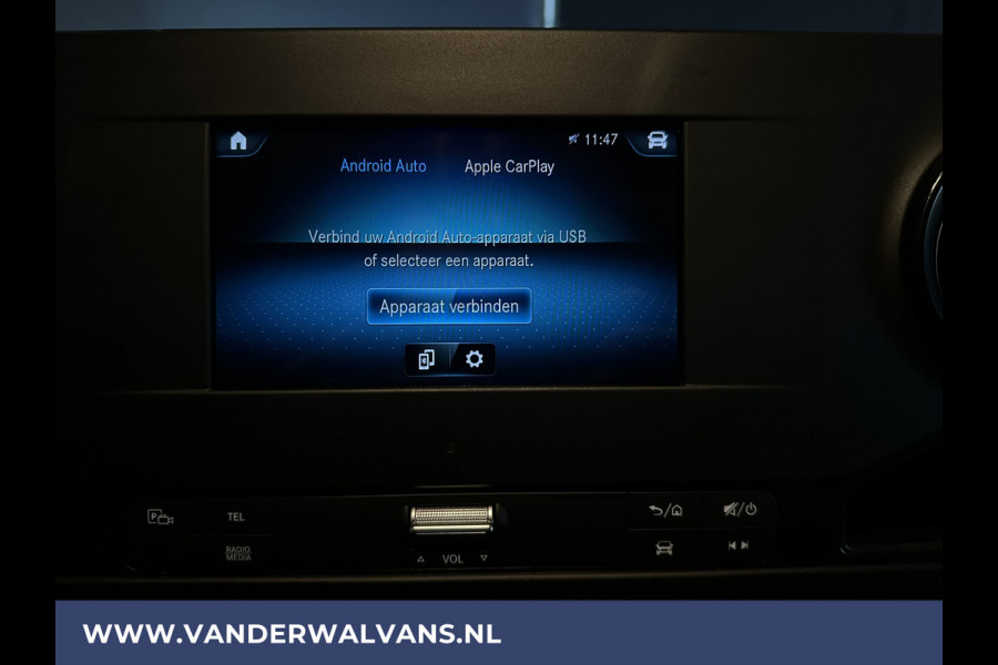 Mercedes-Benz Sprinter 317 CDI 170pk **BPM VRIJ voor de Ondernemer** Bakwagen Laadklep 1040kg laadvermogen Euro6 Airco | Camera | Apple Carplay Android Auto, Bijrijdersbank