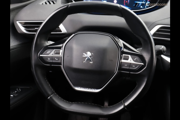 Peugeot 5008 1.2 PureTech Allure (APPLE CARPLAY,LED VERLICHTING,KEYLESS,DIGITAL DISPLAY,LEDER,COMFORT-STOELEN,CAMERA,TOPCONDITIE)