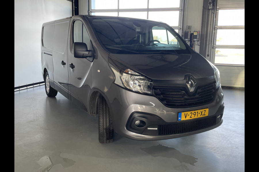 Renault Trafic 1.6 dCi T29 L2H1 120 PK / Navi / Camera Trekhaak