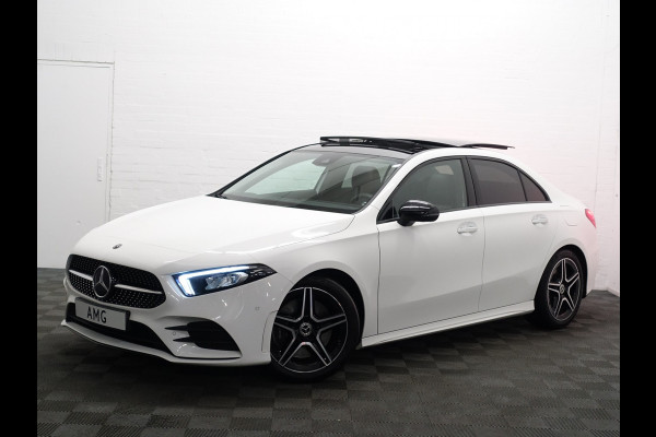 Mercedes-Benz A-Klasse Limousine 250 4MATIC AMG Premium Plus 4 Matic- Panodak I MBUX I Xenon Led I  Lane assist