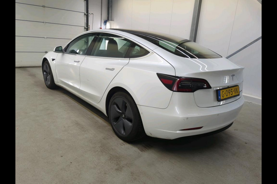 Tesla Model 3 Long Range AWD 75 kWh Autopilot + Full Self Driving 3 Navi Panoramadak Leder PDC VA Camera 441 pk