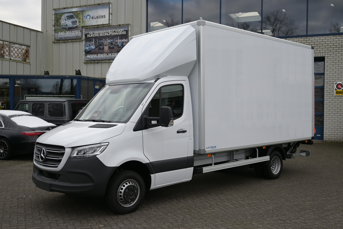 Mercedes-Benz Sprinter 517 CDI L3 Bakwagen met Dhollandia klep BPM vrij Geveerde stoel, MBUX 10.25, Led Koplampen Levering 04-2025