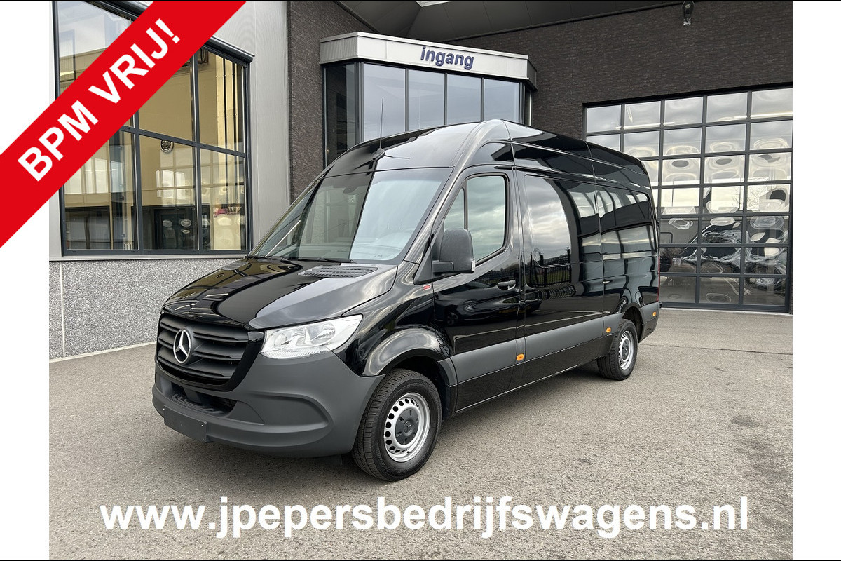 Mercedes-Benz Sprinter 317 CDI L2 H2 Automaat / MBUX / Camera / Carplay navigatie / Cruise control / Airco / 270 Graden achterdeuren