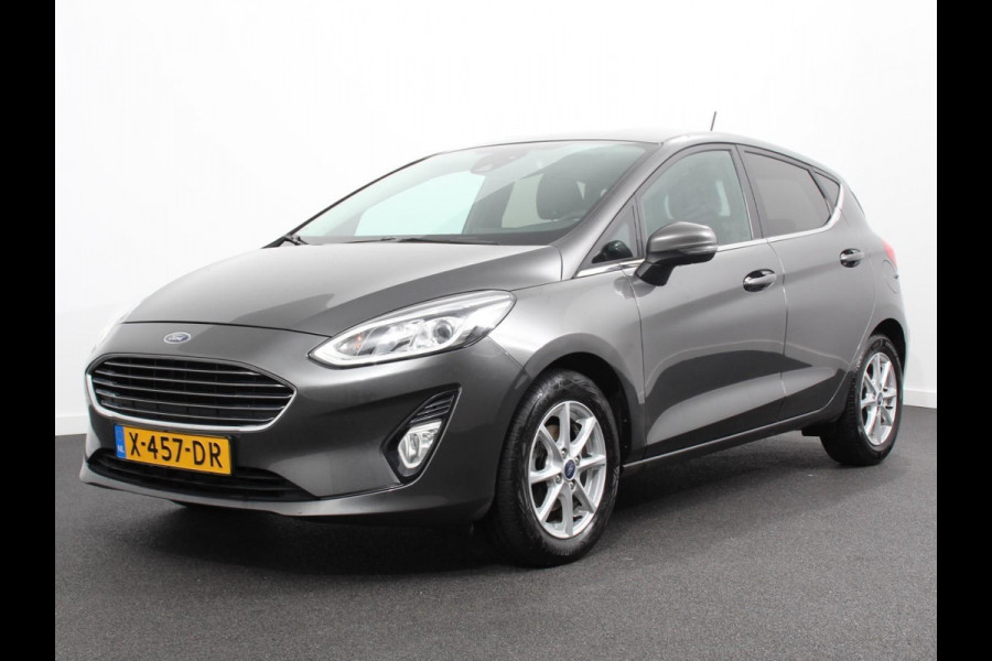 Ford Fiesta 1.0 EcoBoost Titanium | Navigatie | Climate Control | Parkeer sensoren | Cruise control | Stoelverwarming | Lichtmetalen Velgen