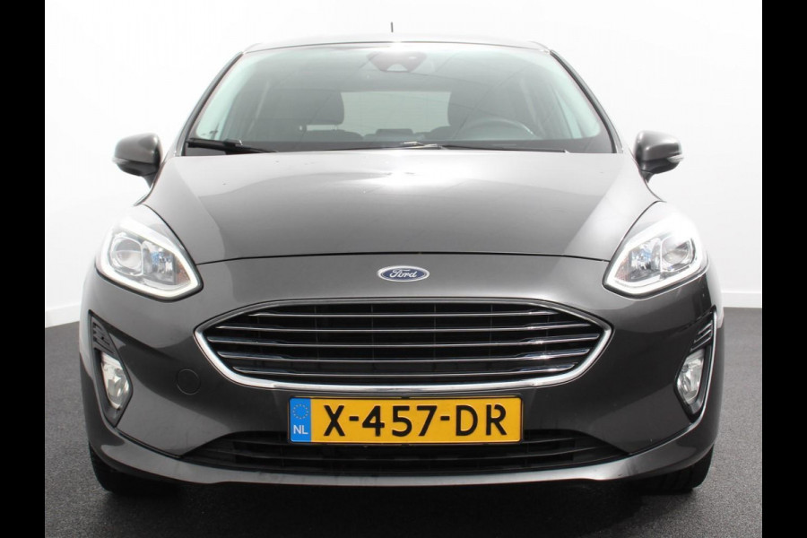 Ford Fiesta 1.0 EcoBoost Titanium | Navigatie | Climate Control | Parkeer sensoren | Cruise control | Stoelverwarming | Lichtmetalen Velgen