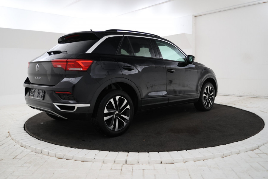 Volkswagen T-Roc 1.5 TSI Sport Automaat, climate,