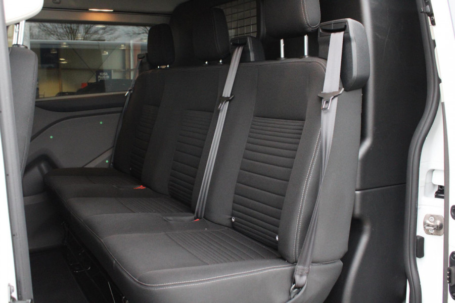 Ford Transit Custom 340 2.0 TDCI L2H1 Limted | 170pk Automaat | Dubbele Cabine | DC | Dubbele Schuifdeur incl. privacy glass | Standkachel | Stoelverwarming | Xenon Koplampen | Trekhaak | Camera