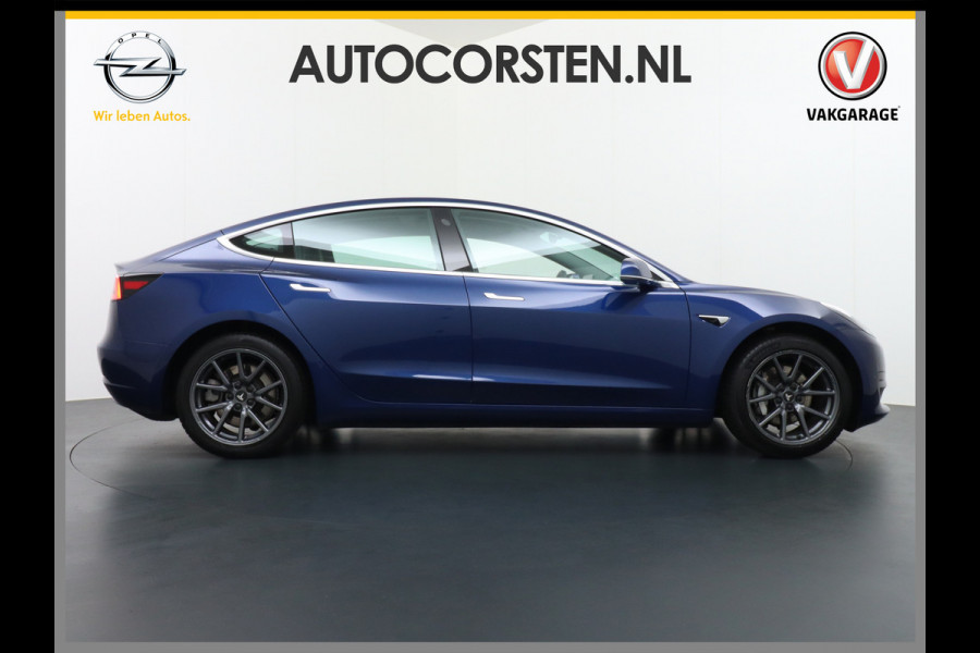 Tesla Model 3 SR+60kWh 326PK AutoPilot FSD-v.b Premium-Luidsprekers Leer PanoDak Adaptive cruise 18" Camera's Elektr.-Stuur+Stoelen+Spiegels+G Ecc Navigatiesysteem full map LED-a+v Comfortstoel(en) ACC Dual-ECC DAB Voorverwarmen interieur via App Keyless via Telefoonsleutel One-Pedal-Drive Orig. nlse auto  1e eigenaar