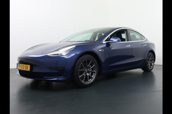 Tesla Model 3 SR+60kWh 326PK AutoPilot FSD-v.b Premium-Luidsprekers Leer PanoDak Adaptive cruise 18" Camera's Elektr.-Stuur+Stoelen+Spiegels+G Ecc Navigatiesysteem full map LED-a+v Comfortstoel(en) ACC Dual-ECC DAB Voorverwarmen interieur via App Keyless via Telefoonsleutel One-Pedal-Drive Orig. nlse auto  1e eigenaar