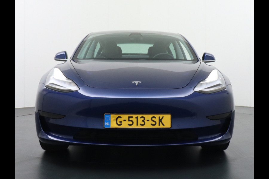 Tesla Model 3 SR+60kWh 326PK AutoPilot FSD-v.b Premium-Luidsprekers Leer PanoDak Adaptive cruise 18" Camera's Elektr.-Stuur+Stoelen+Spiegels+G Ecc Navigatiesysteem full map LED-a+v Comfortstoel(en) ACC Dual-ECC DAB Voorverwarmen interieur via App Keyless via Telefoonsleutel One-Pedal-Drive Orig. nlse auto  1e eigenaar