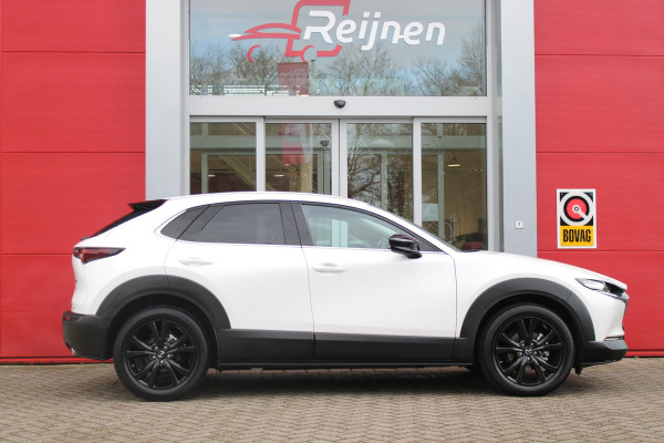 Mazda CX-30 2.0 e-SkyActiv-G M 150PK AUTOMAAT Hybrid HOMURA | HEAD UP DISPLAY | NAVIGATIE | ELEKTRISCHE ACHTERKLEP | DODEHOEK DETECTIE | APPLE CARPLAY/ANDROID AUTO | STOEL VERWARMING | ADAPTIVE CRUISE CONTROL | CLIMATE CONTROL | LICHTMETALEN VELGEN BLACK | GETINTE RUITEN |