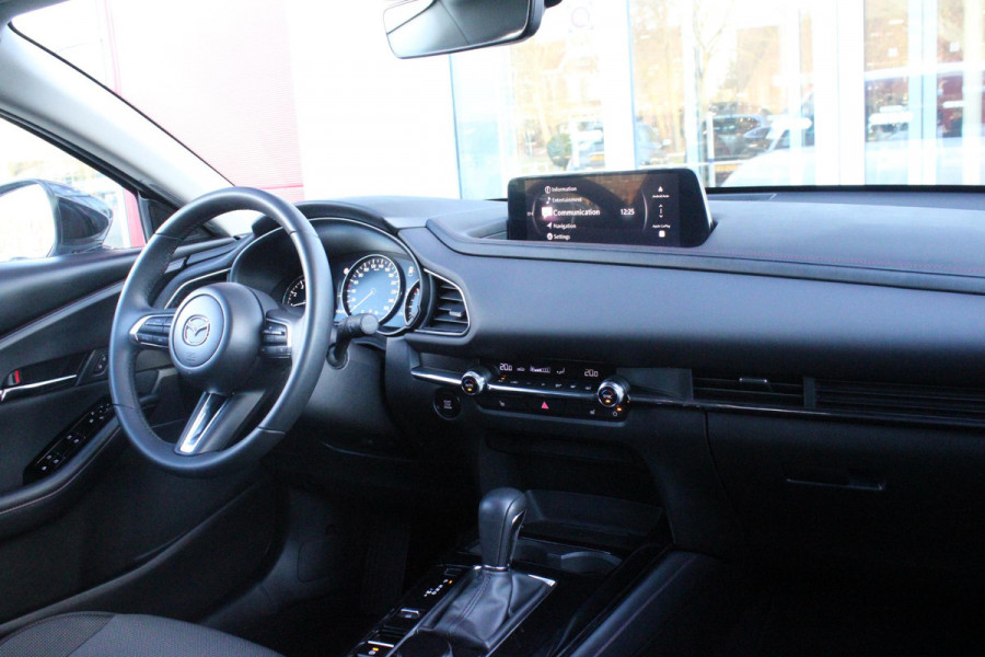 Mazda CX-30 2.0 e-SkyActiv-G M 150PK AUTOMAAT Hybrid HOMURA | HEAD UP DISPLAY | NAVIGATIE | ELEKTRISCHE ACHTERKLEP | DODEHOEK DETECTIE | APPLE CARPLAY/ANDROID AUTO | STOEL VERWARMING | ADAPTIVE CRUISE CONTROL | CLIMATE CONTROL | LICHTMETALEN VELGEN BLACK | GETINTE RUITEN |