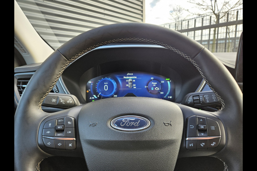 Ford Kuga 2.5 Vignale Plug In Hybrid 1500kg Trekgewicht PHEV | Adaptive Cruise | Lederen Sportstoelen Memory | Head Up | 360 Camera | Keyless | Apple Carplay | Stuurverwarming |