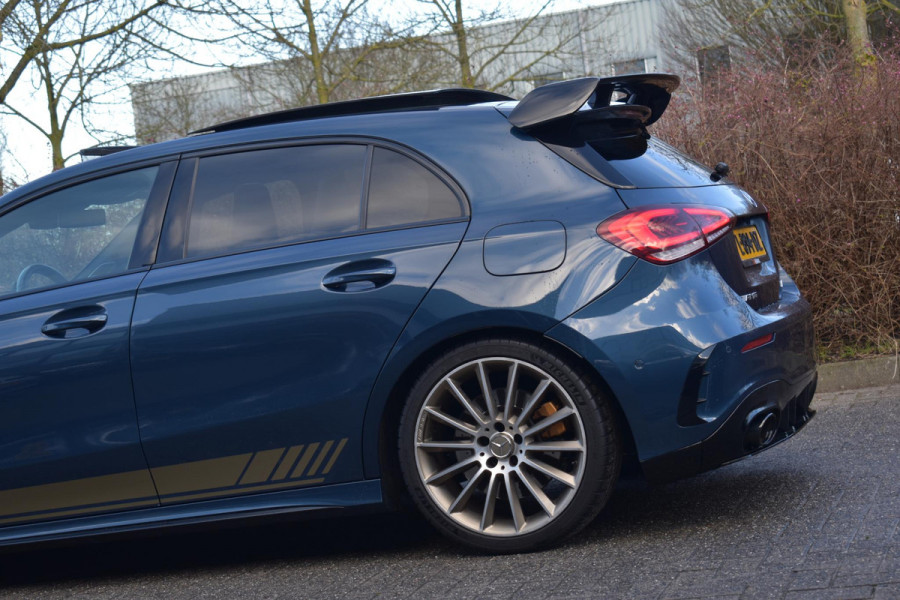 Mercedes-Benz A-Klasse AMG 35 4MATIC Edition 1 Pano Kuip Sterren Lane ACC