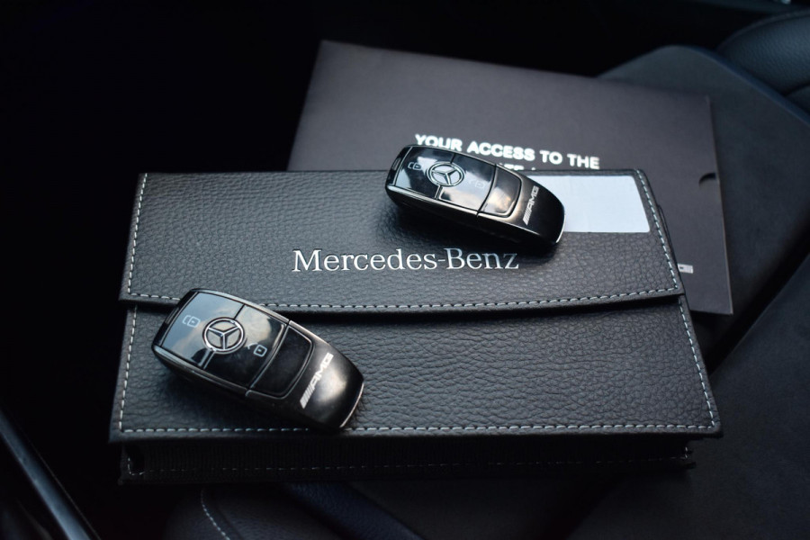 Mercedes-Benz A-Klasse AMG 35 4MATIC Edition 1 Pano Kuip Sterren Lane ACC