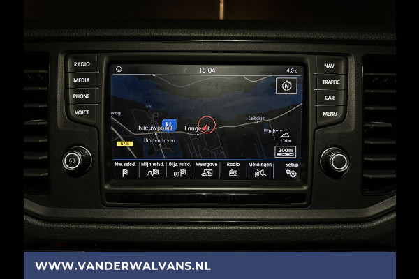 Volkswagen Crafter 2.0 TDI 140pk L3H3 L2H2 Euro6 ** Airco | Navigatie | 3000kg Trekhaak | Cruisecontrol | Camers parkeersensoren, verwarmde voorruit, apple carplay, android auto