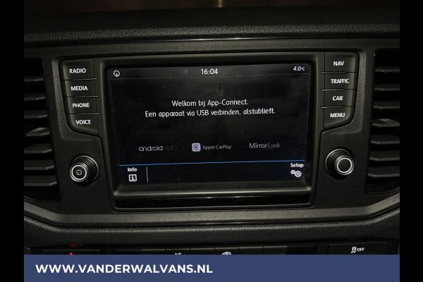 Volkswagen Crafter 2.0 TDI 140pk L3H3 L2H2 Euro6 ** Airco | Navigatie | 3000kg Trekhaak | Cruisecontrol | Camers parkeersensoren, verwarmde voorruit, apple carplay, android auto