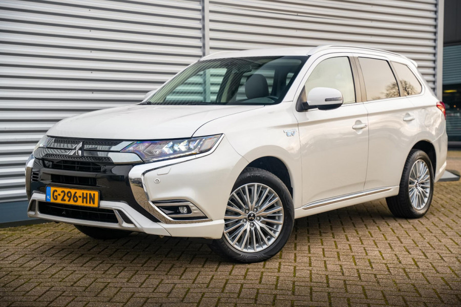 Mitsubishi Outlander 2.4 PHEV Intense Camera Leer Stoelverw.