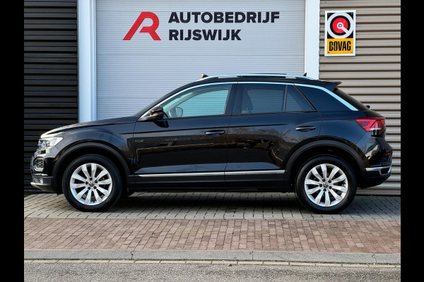 Volkswagen T-Roc 1.5 TSI Sport Pano/Virtual/Keyless/Camera