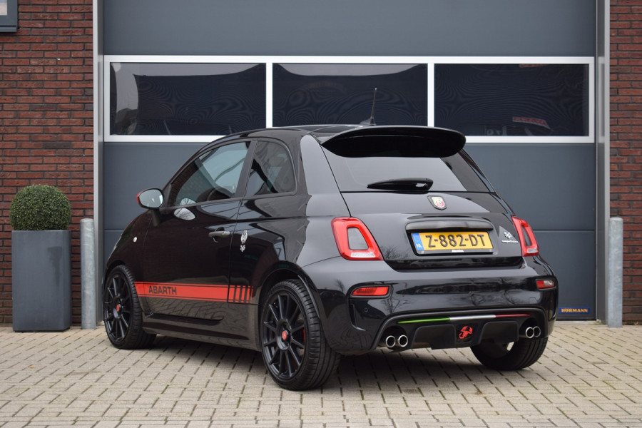 Abarth 500 1.4 T-Jet 595 Competizione 70th Anniversary