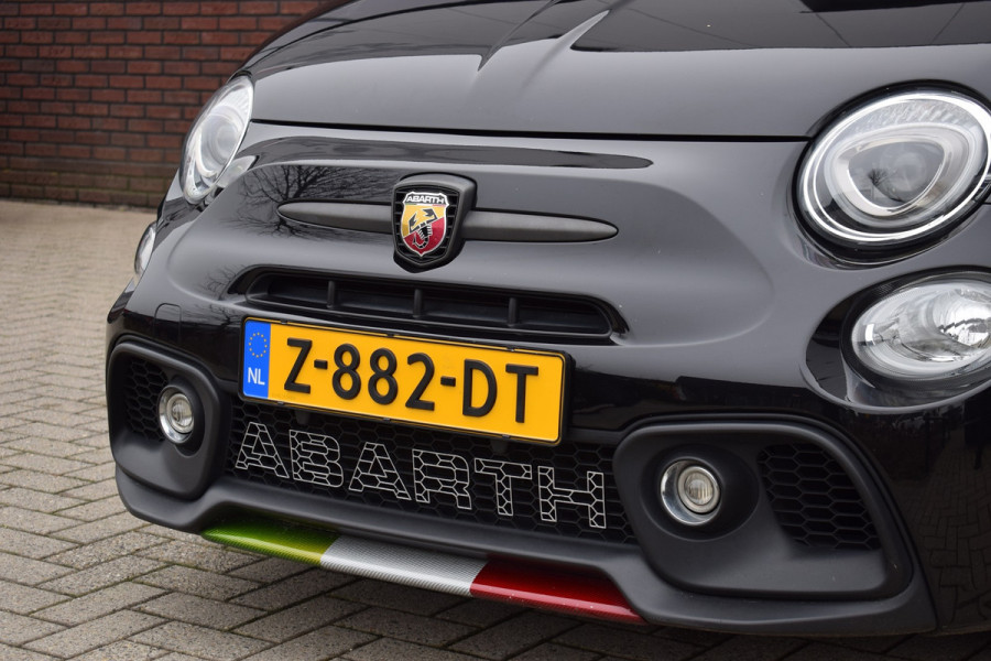 Abarth 500 1.4 T-Jet 595 Competizione 70th Anniversary