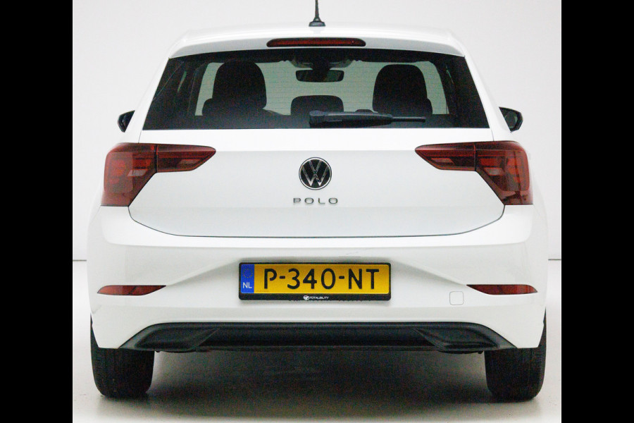 Volkswagen Polo 1.0 TSI Business 96 PK Travel assist, Navigatie, Adap. Cruise, Draadloze tel. lader, Extra getint glas, app. connect